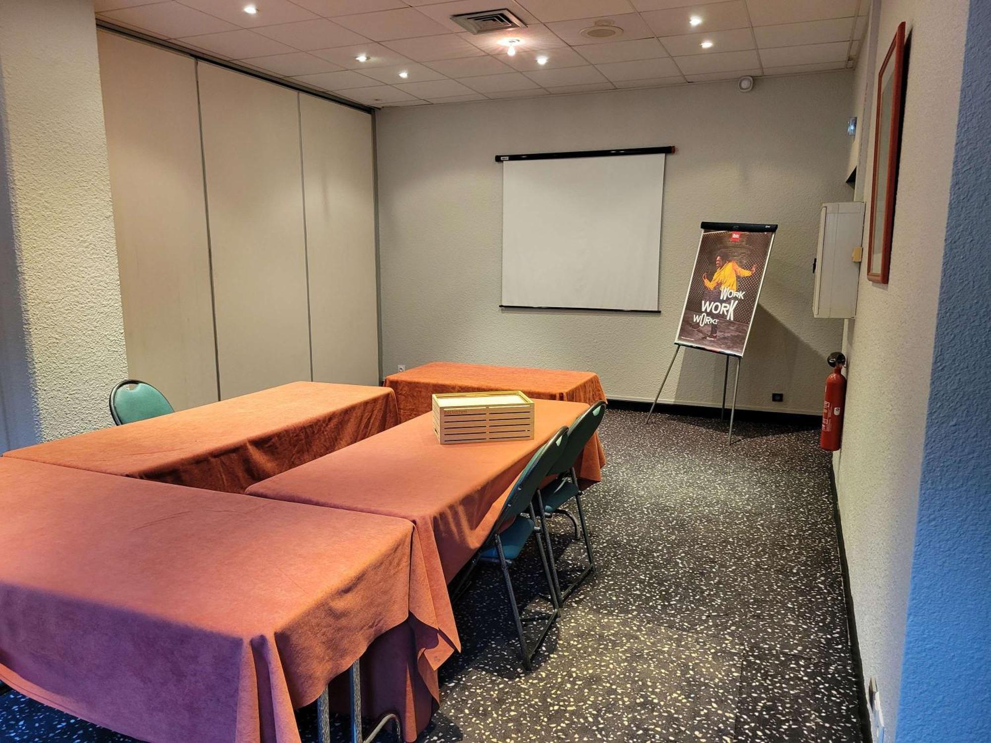 Ibis Châteauroux Kültér fotó
